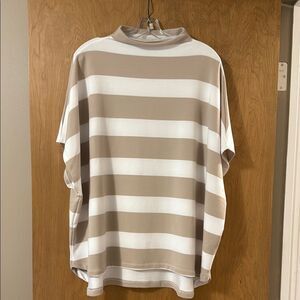 Cable & Gauge Beige and White Mock T Knit Shirt